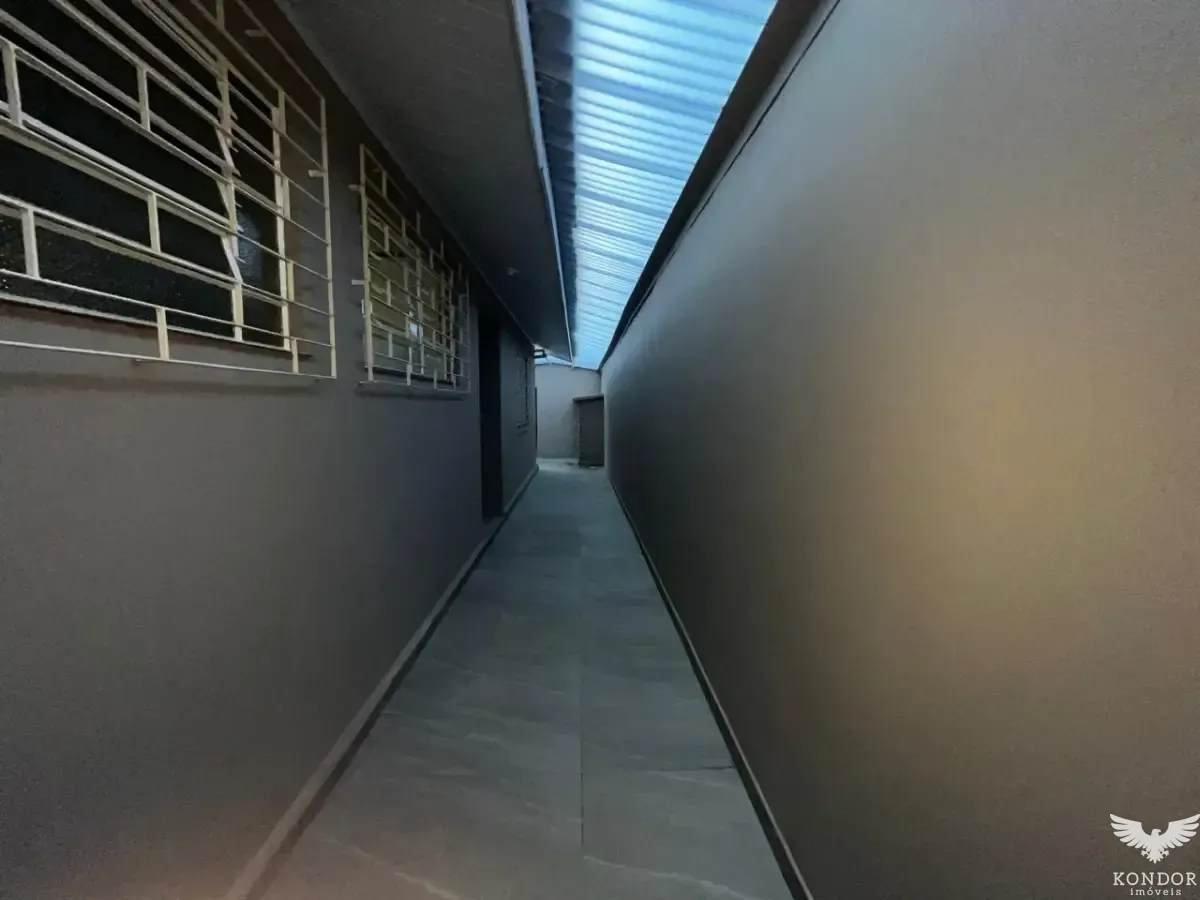 Single-level house with 220 m², 3 bedrooms and BBQ — photo 21