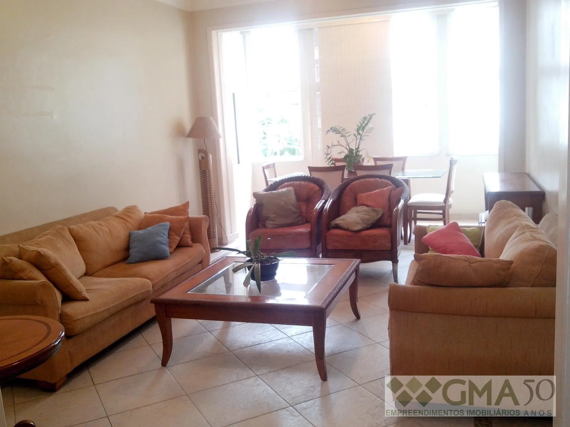 Furnished apartment, 162 m², with a bathtub