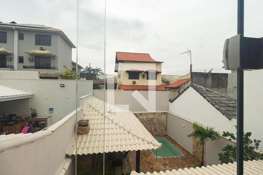 3-bedroom house with a home office in Rio de Janeiro — photo 45