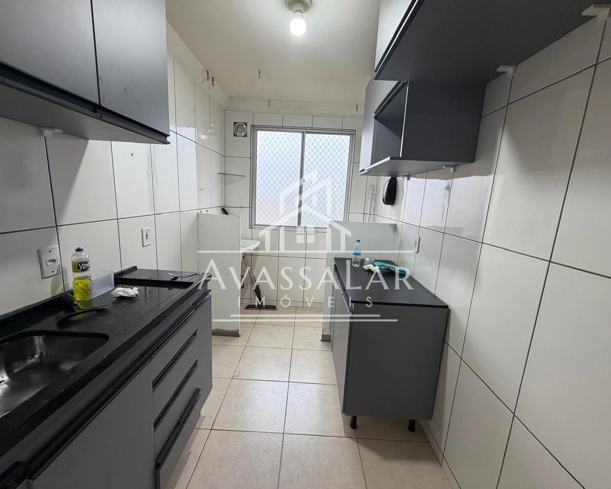 Apartamento com piso de madeira ou laminado, Ganchinho