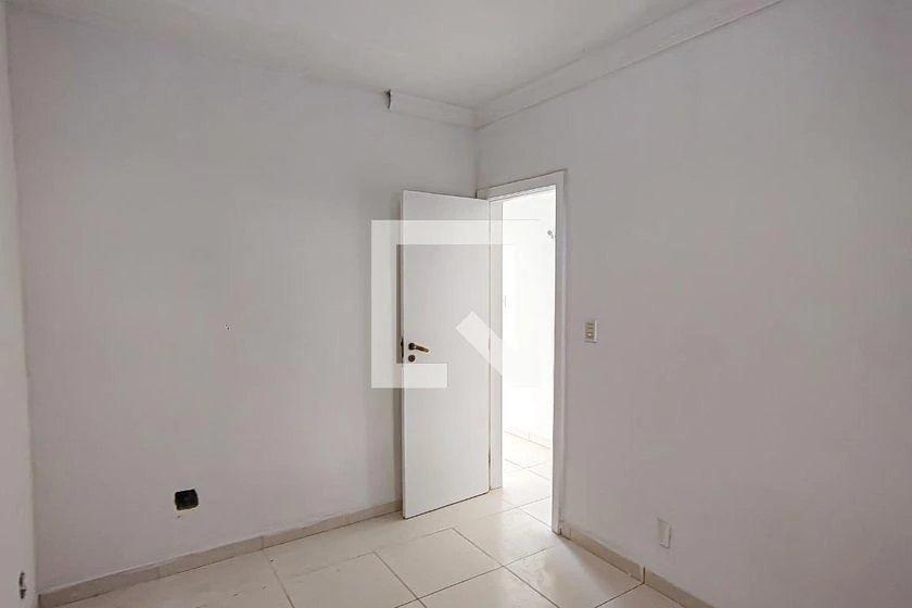 Rental house with 3 bedrooms and 217 m² — photo 34