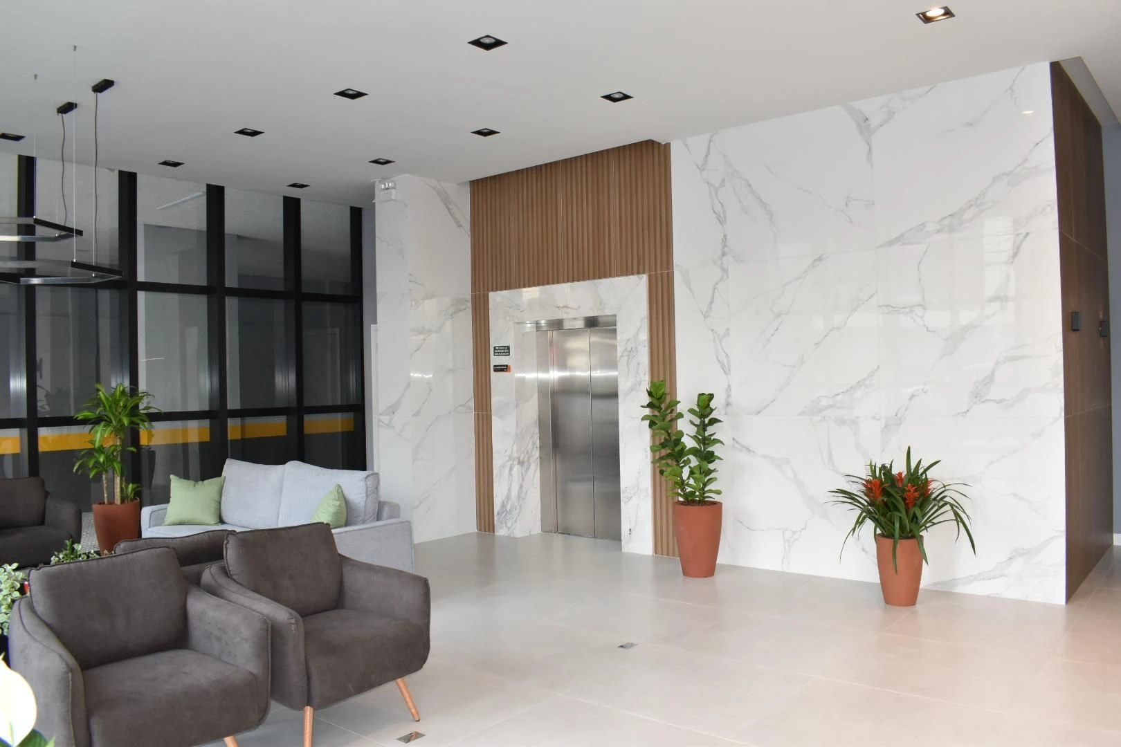 Monoambiente amueblado, 29 m², con balcón cerrado con vidrio — photo 23