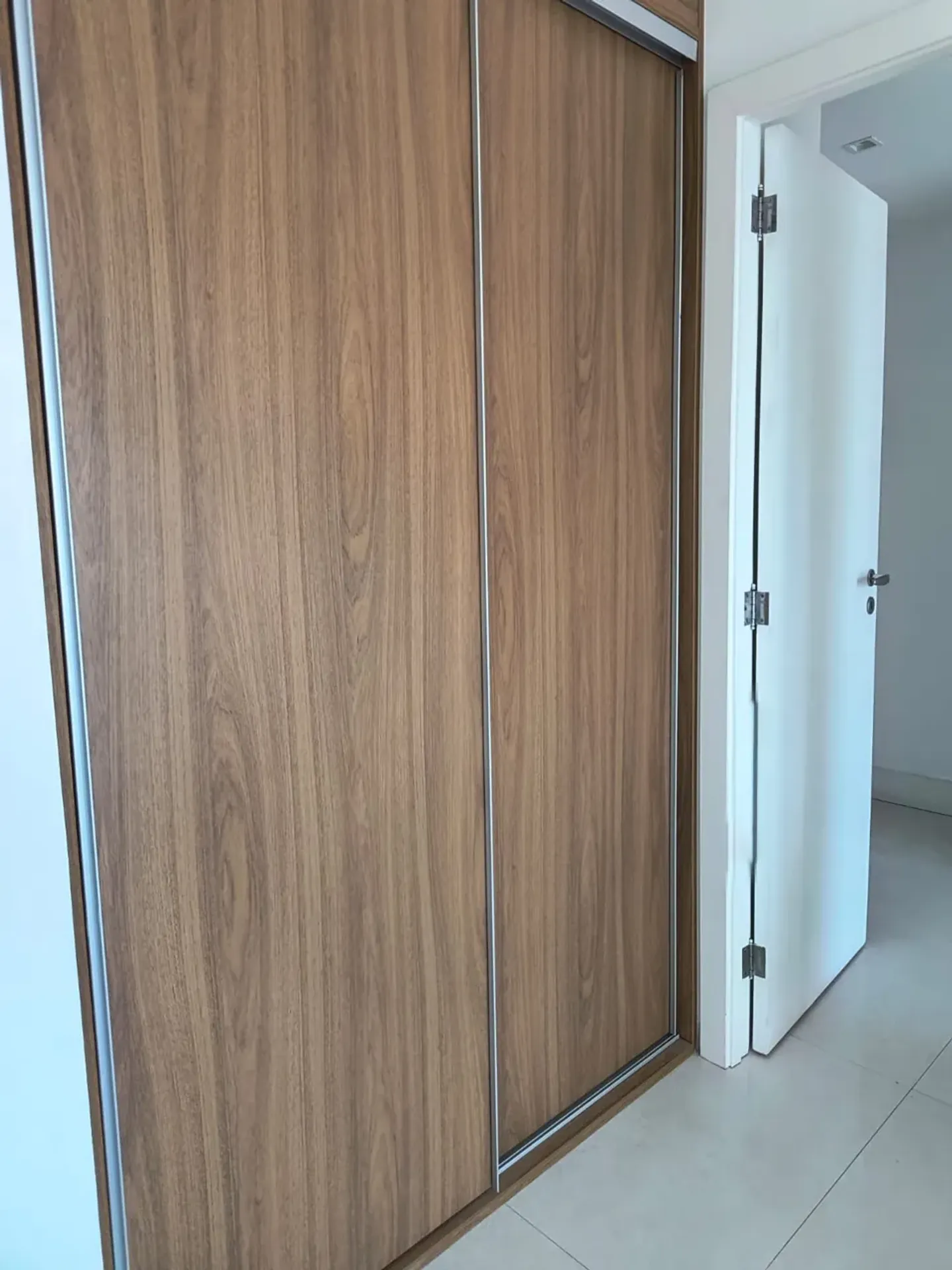 Rooftop apartment with 3 bedrooms and 1 bathroom — photo 12