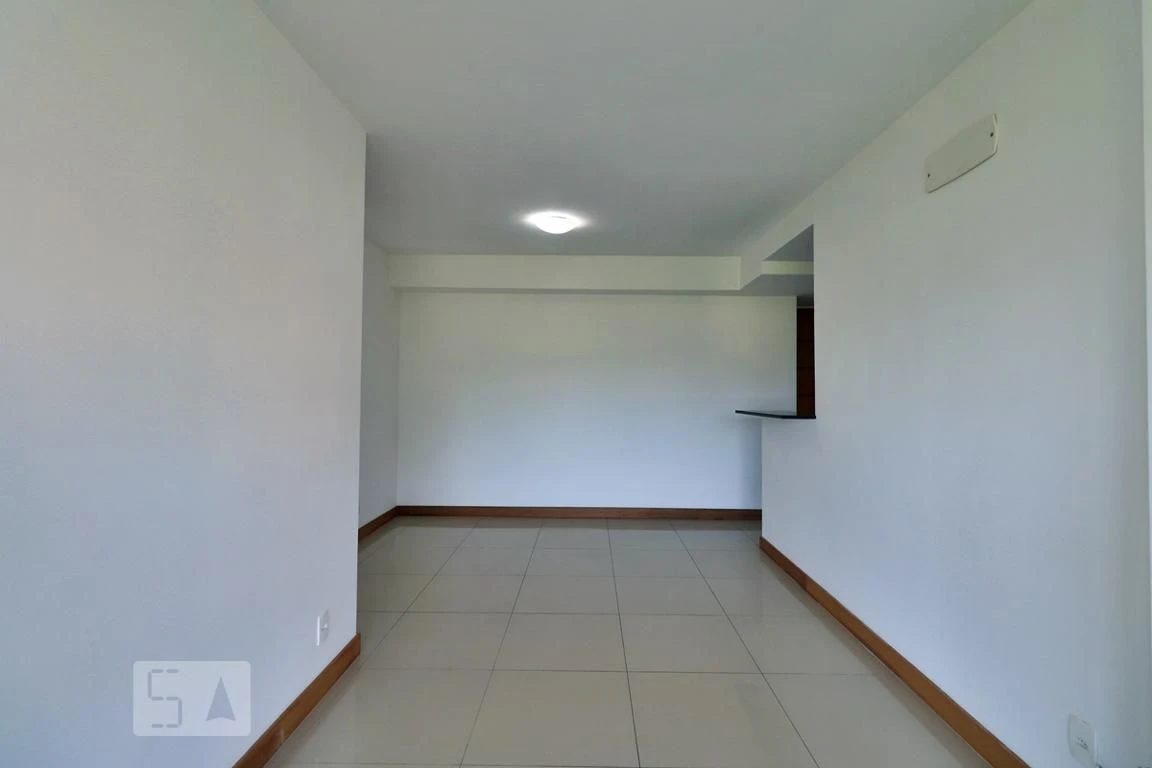 Balcony with a grill in a 3-bedroom apartment, 80 m² — photo 11