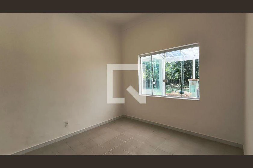 Casa com 3 quartos e 1230 m², pisos em cerâmica — photo 33