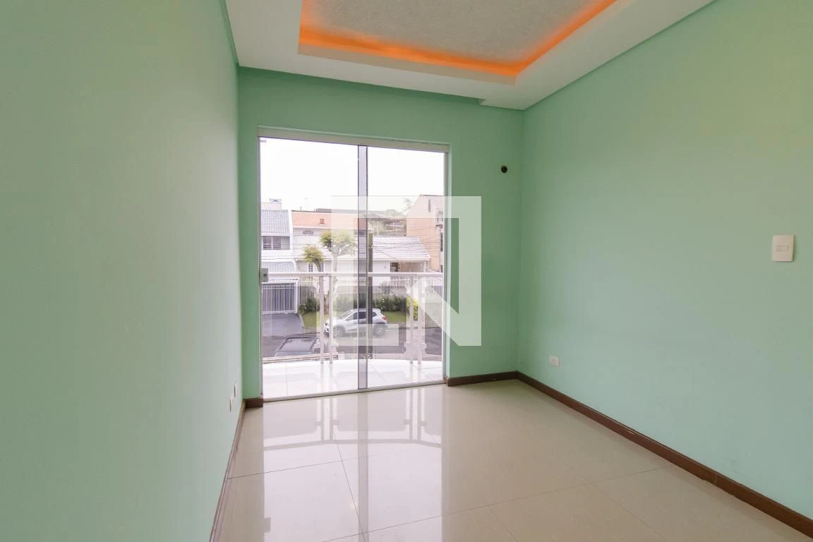 3-bedroom house with a private pool in Curitiba — photo 26