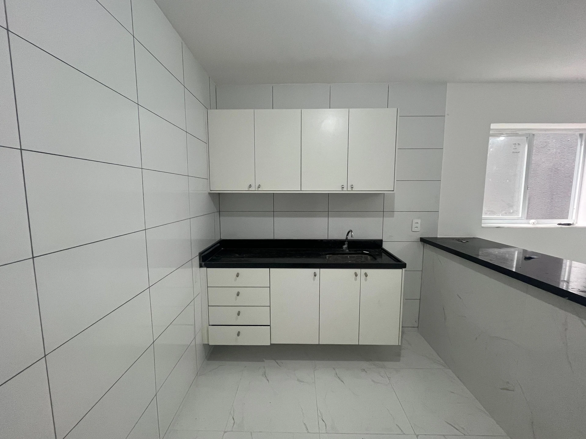 Unfurnished house with 2 bedrooms and open-plan kitchen — photo 5