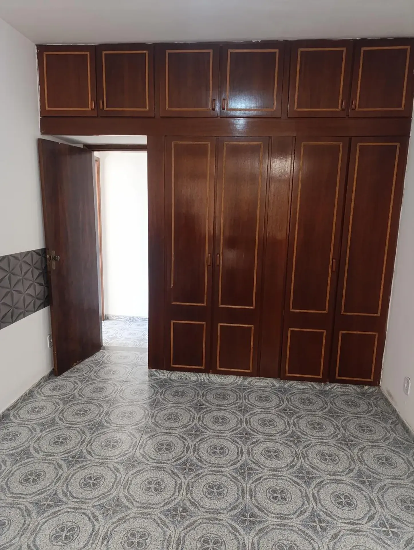 Ванна и 3 спальни: дом 283 м² — photo 18