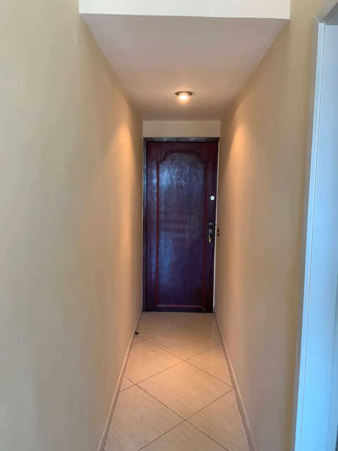Unfurnished 2-bedroom apartment with 2 bathrooms — photo 18