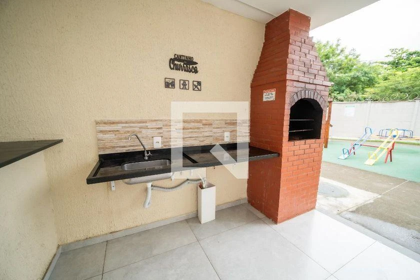 One-bedroom apartment with a washing machine — photo 34