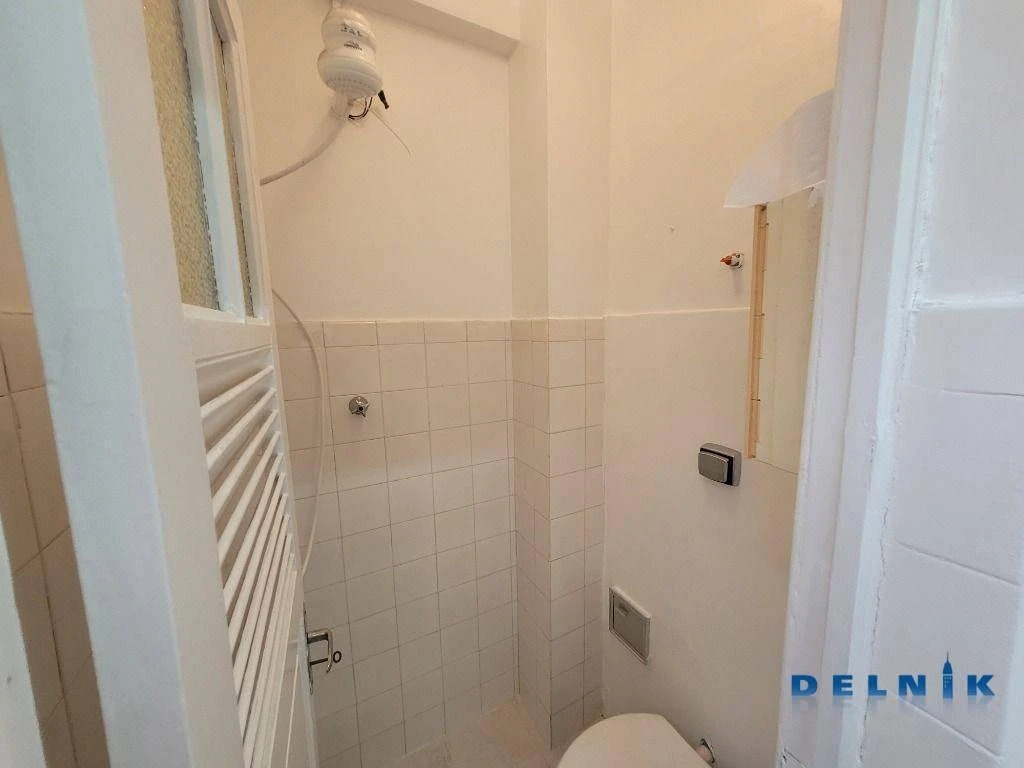 3-bedroom apartment for rent with a balcony — photo 32