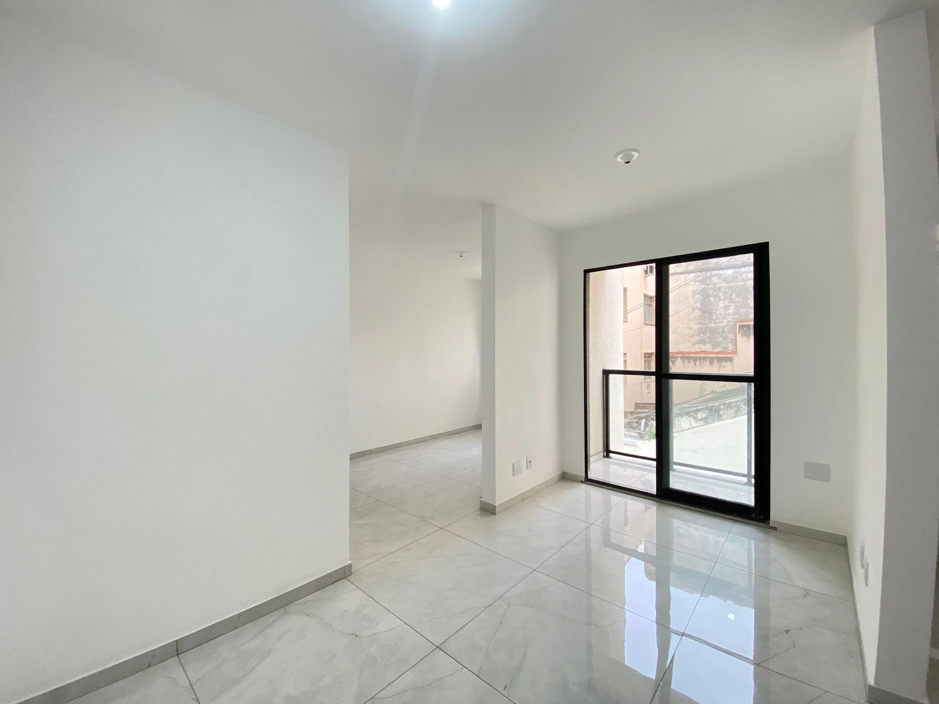 Rental apartment with 2 bedrooms and 4 parking spaces — photo 26