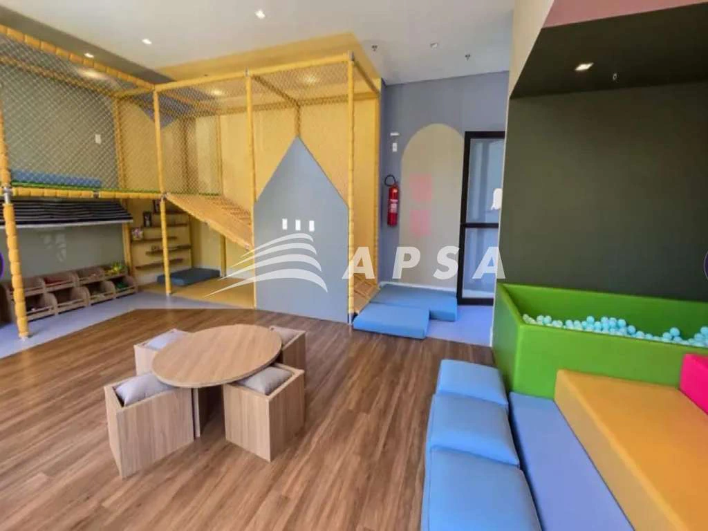 74 m² apartment with 2 bedrooms and en-suite — photo 3