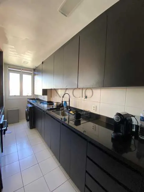 Furnished apartment with 4 bedrooms and a closed kitchen — photo 8