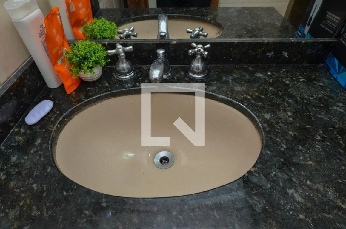 Квартира для оренди з 5 спальнями і 4 ванними — photo 8