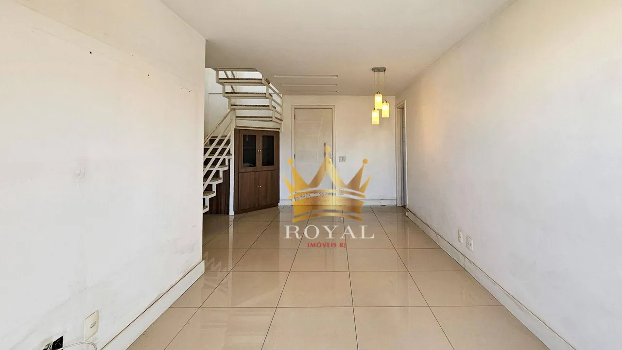 Apartment with 3 bedrooms, balcony and 2 parking spots — photo 18