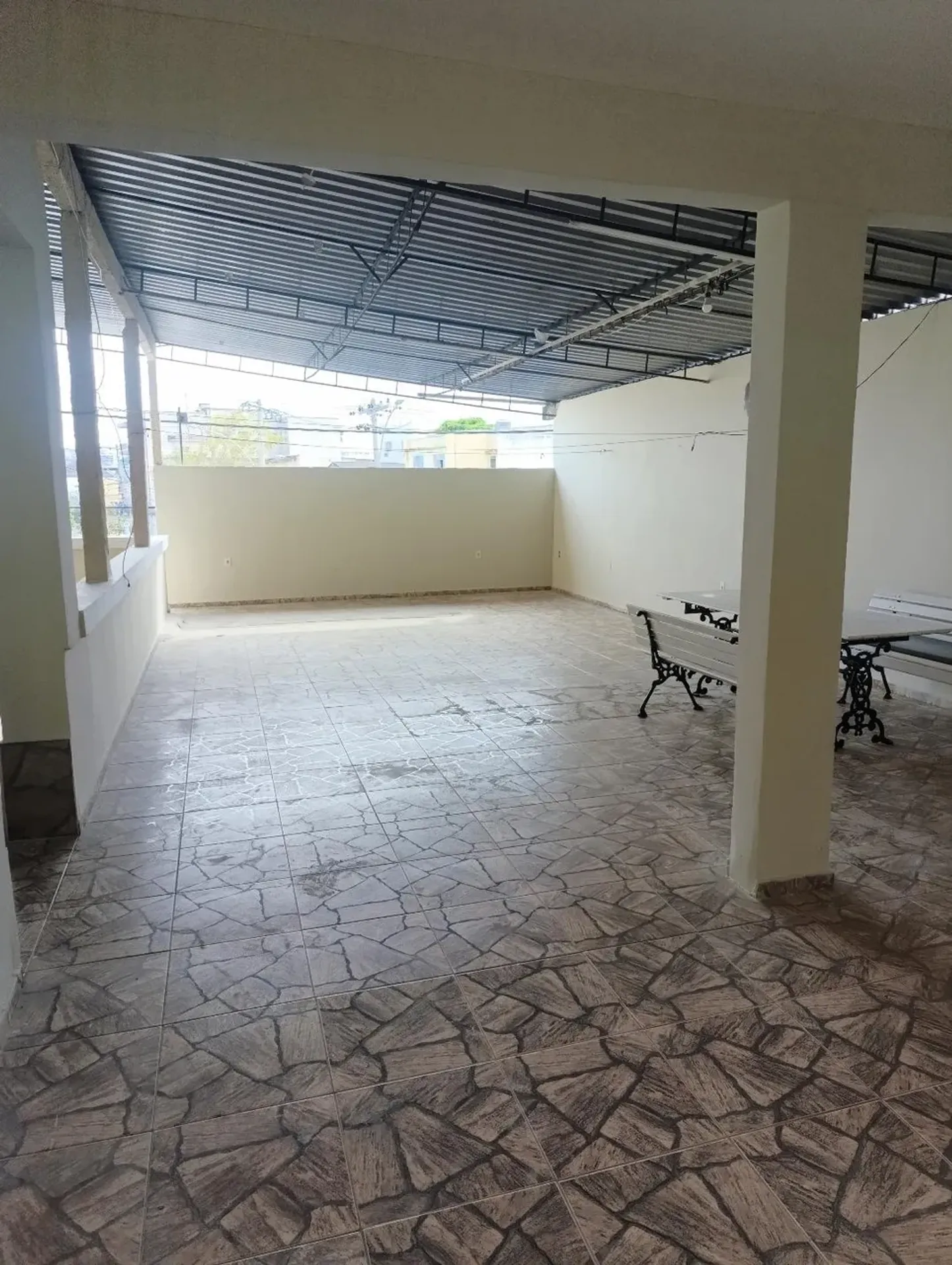 Ванна и 3 спальни: дом 283 м² — photo 13