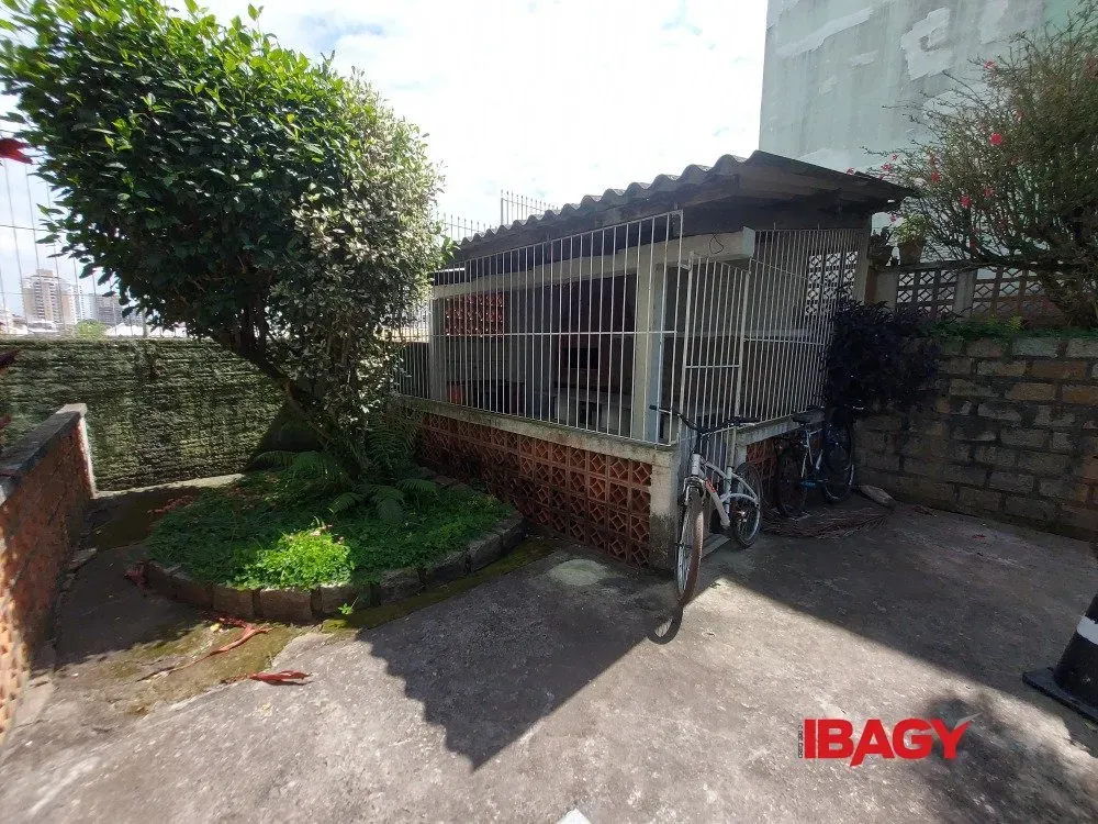 Apartment with 2 bedrooms and 1 bathroom, 64 m² — photo 22