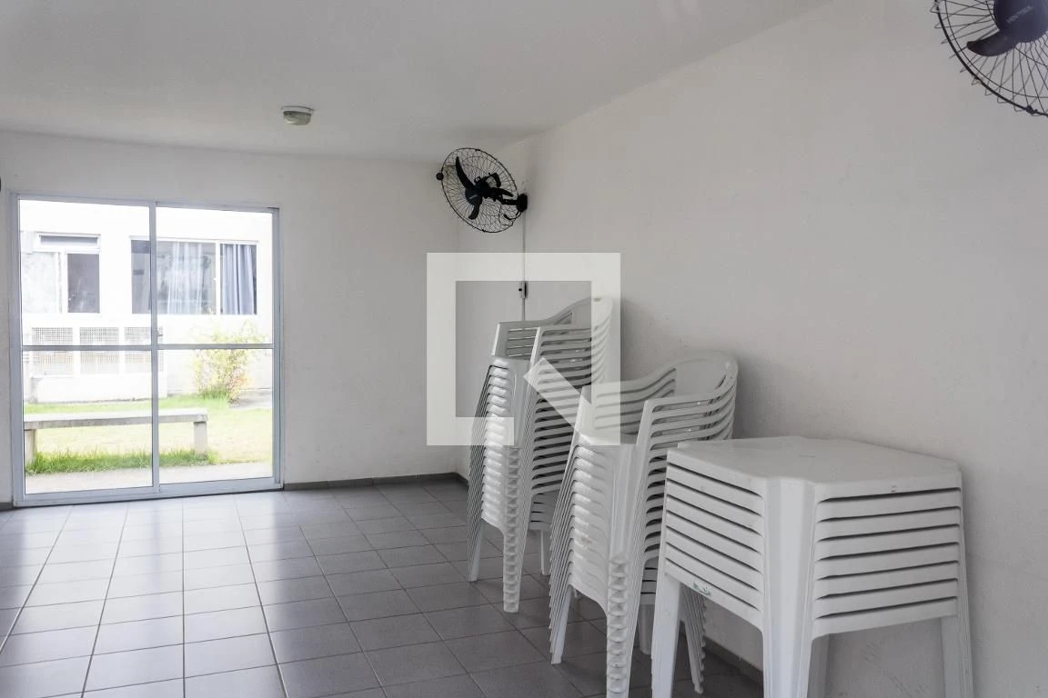 Apartamento com 2 quartos e área de lavanderia — photo 41