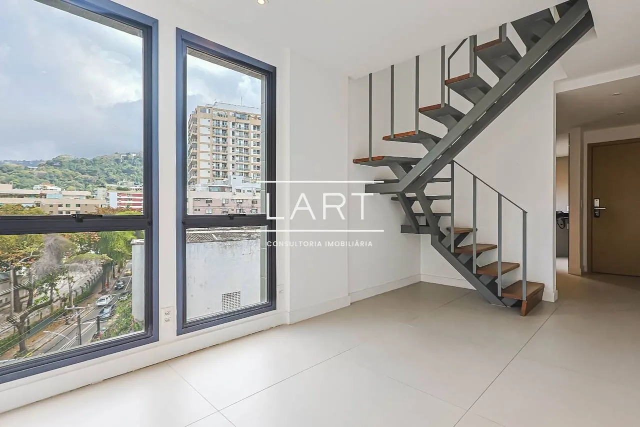 180 m² apartment with 3 bedrooms and 2 parking spots — photo 22
