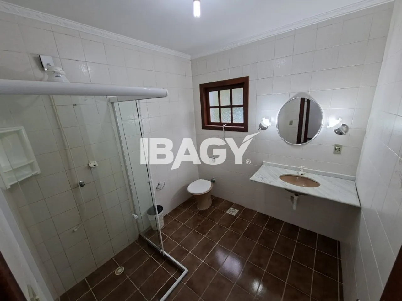 Washing machine in a 5-bedroom house, 372 m² — photo 11