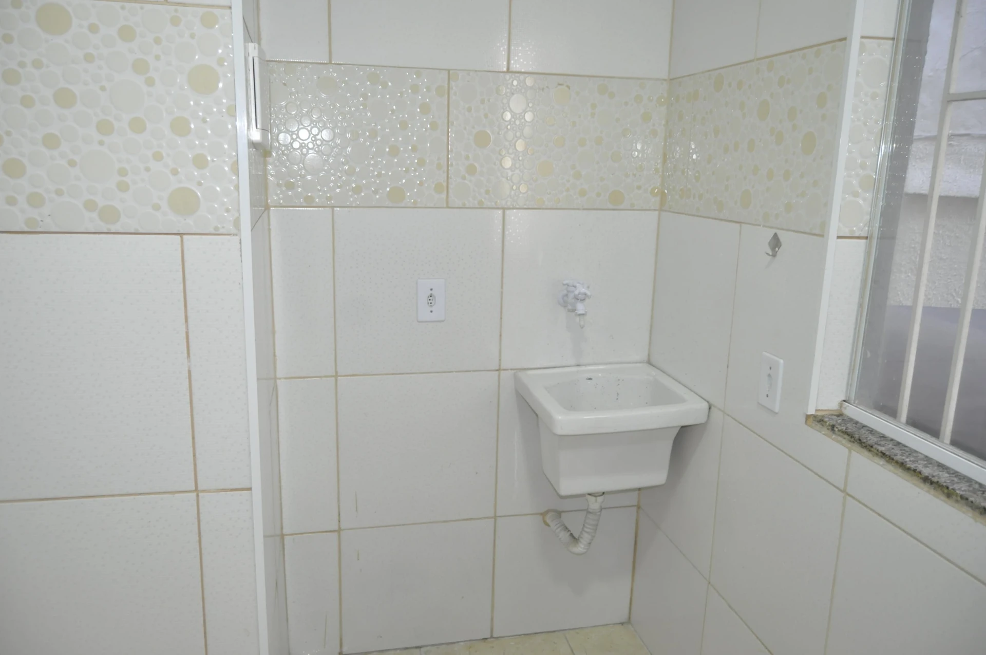 Apartamento sem mobília com varanda e 2 quartos — photo 6