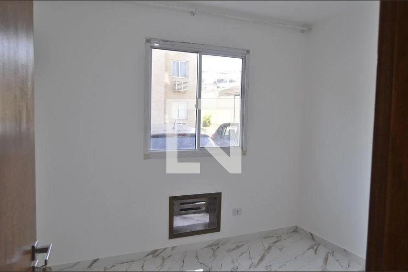 2-bedroom apartment in a building with a gym — photo 32
