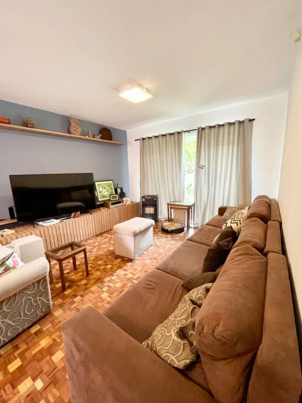 450 m² house with 4 bedrooms and 4 bathrooms — photo 4