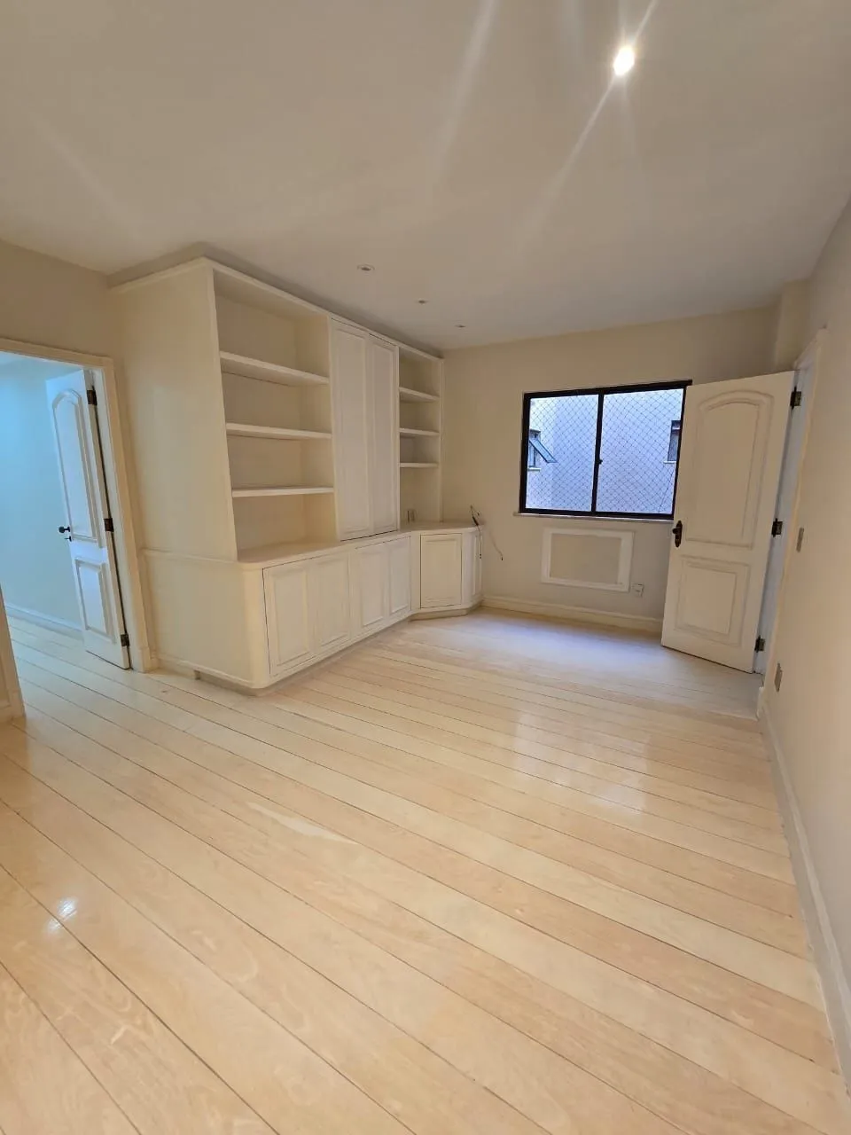 Apartamento com 3 quartos e 5 banheiros com varanda — photo 16