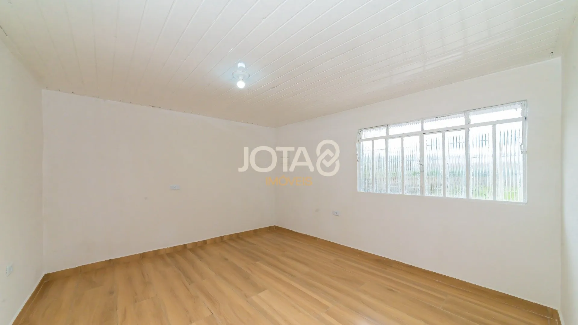 House, 160 m², with a grill on the balcony — photo 21