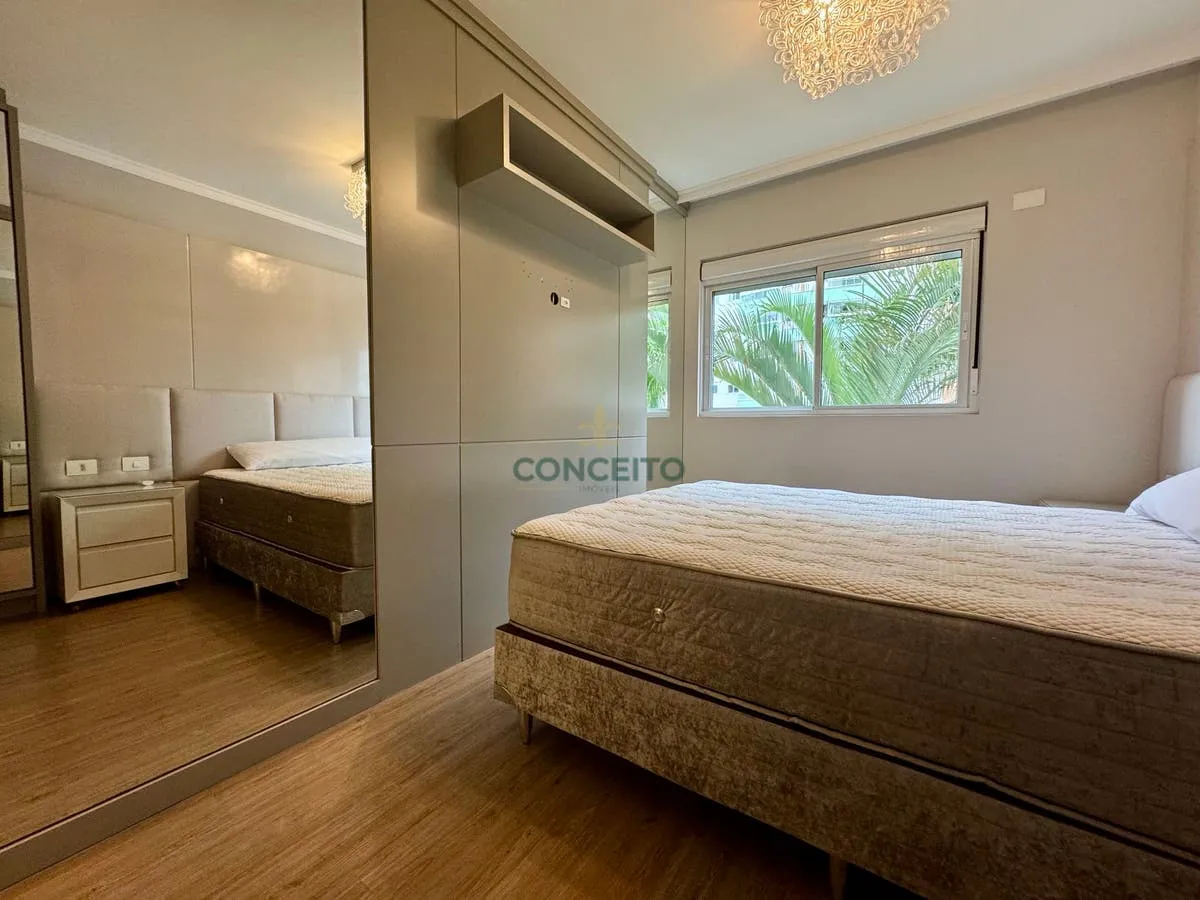 Glass-enclosed balcony in a 2-bedroom apartment, 74 m² — photo 5