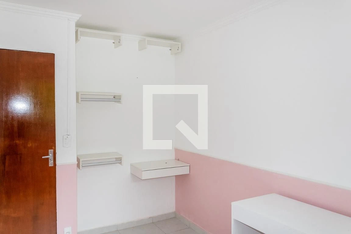 Home office in a 2-bedroom apartment, 43 m² — photo 19