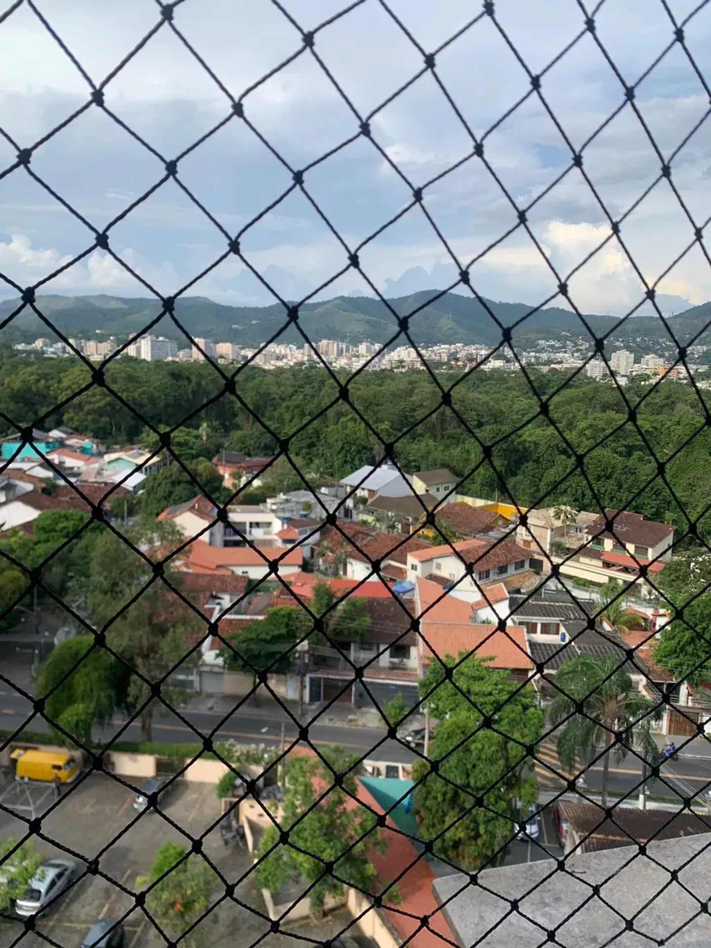 Apartment on the 11th floor with a mountain view — photo 17