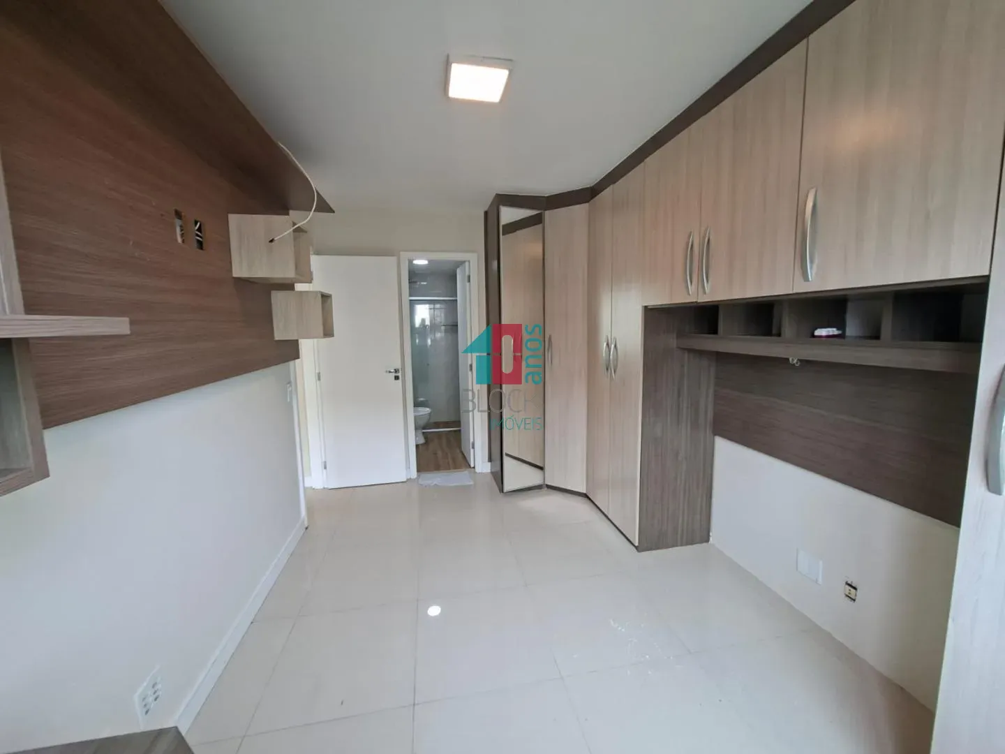 2-bedroom apartment in a building with a sauna — photo 3