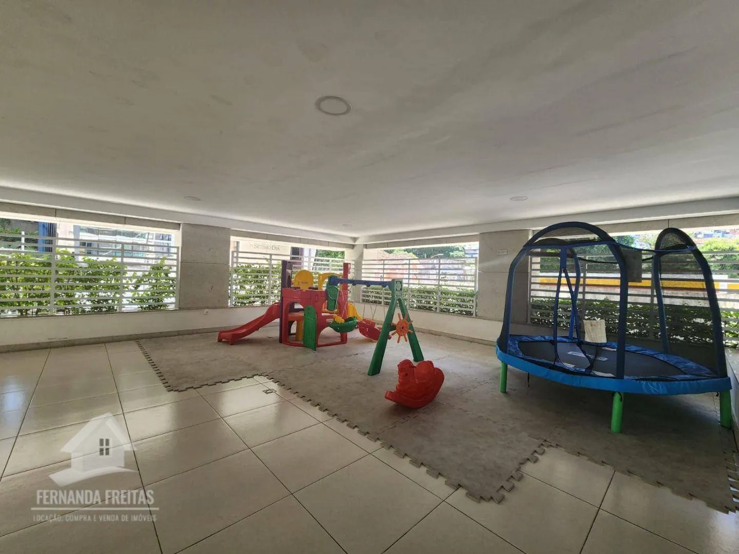 3-bedroom apartment with 97 m² and 2 parking spaces — photo 43