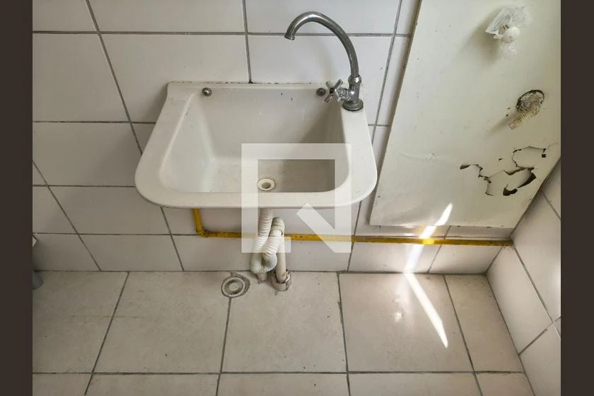 Apartamento de 2 quartos com varanda e vaga, 45 m² — photo 14