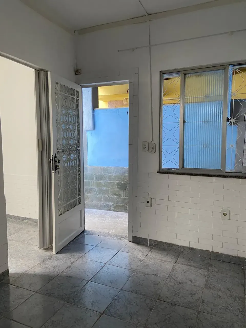 Кітнет 30 м² з 1 спальнею та окремою кухнею — photo 9