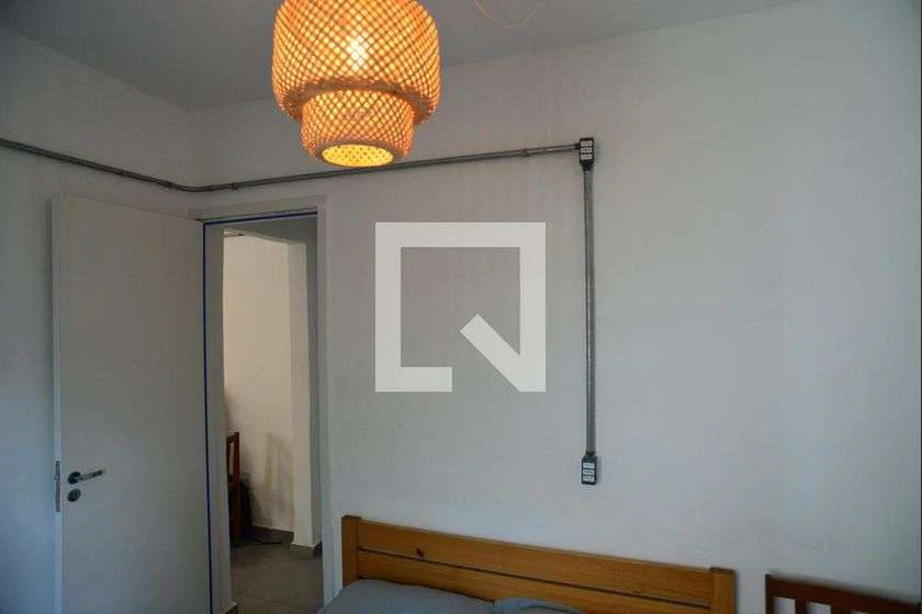 Furnished 1-bedroom apartment with compact kitchenette — photo 6
