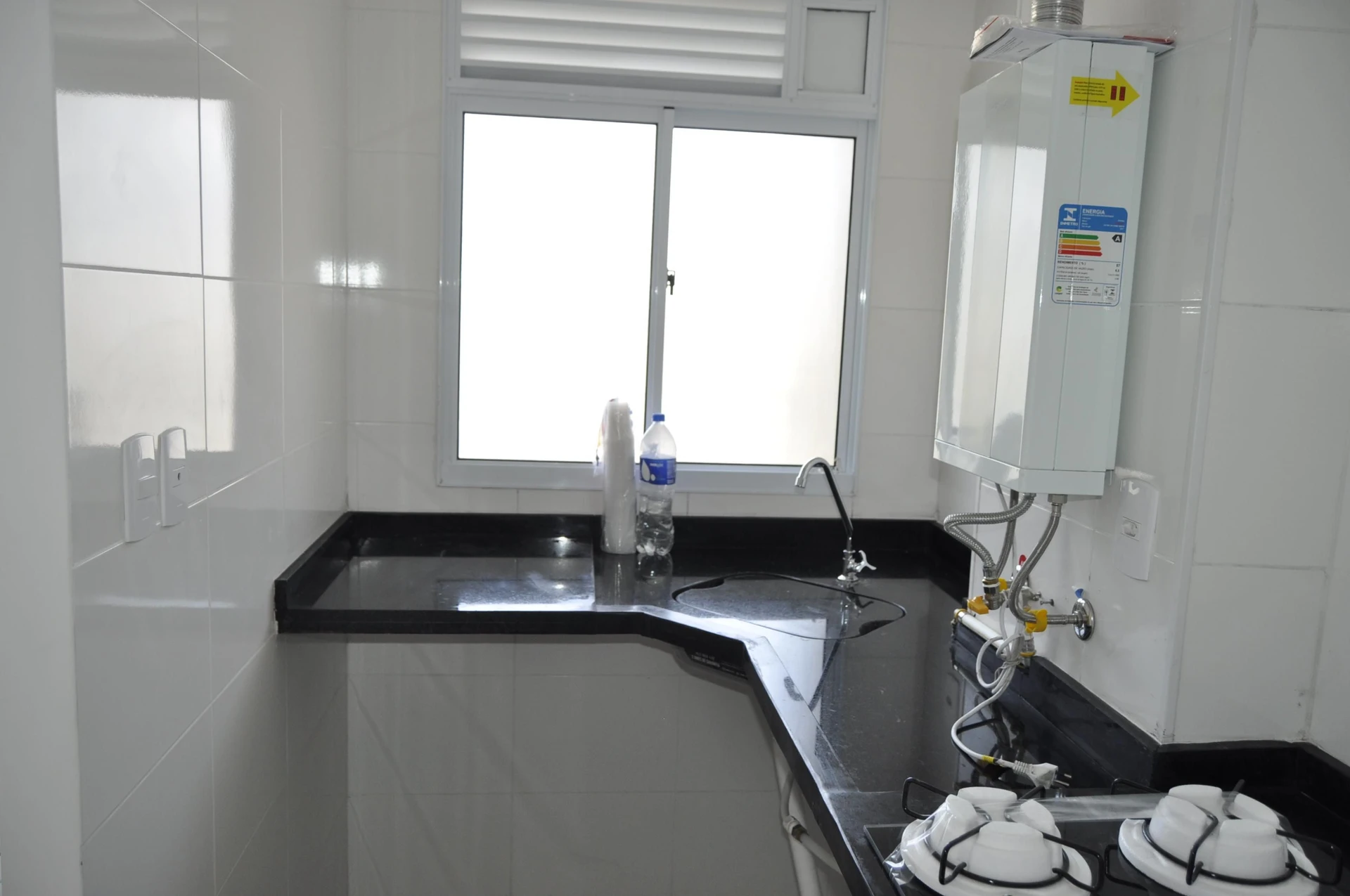 Mountain view in a 2-bedroom apartment, 42 m² — photo 14