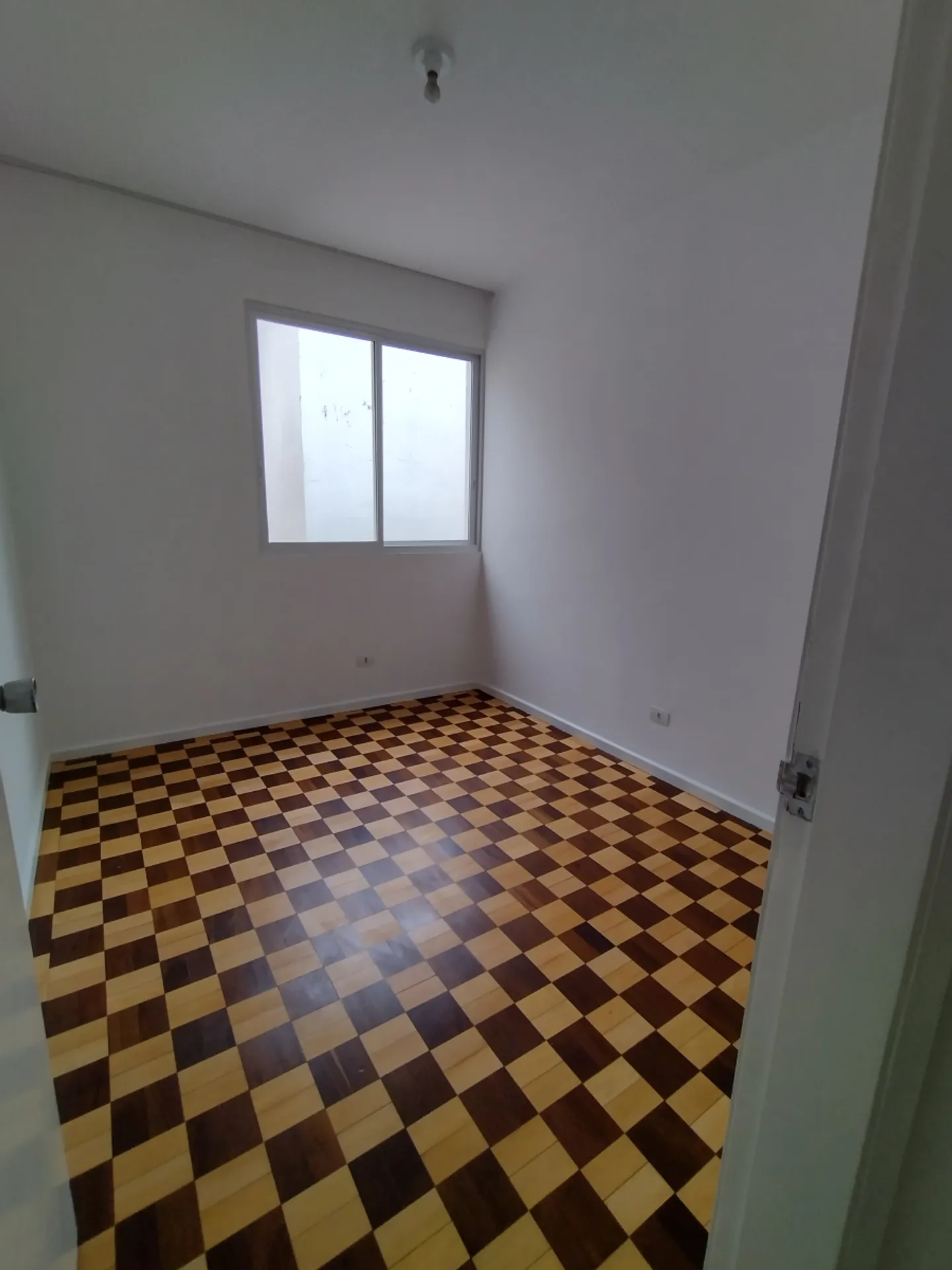 Ванна та 4 спальні: квартира 300 м² — photo 2