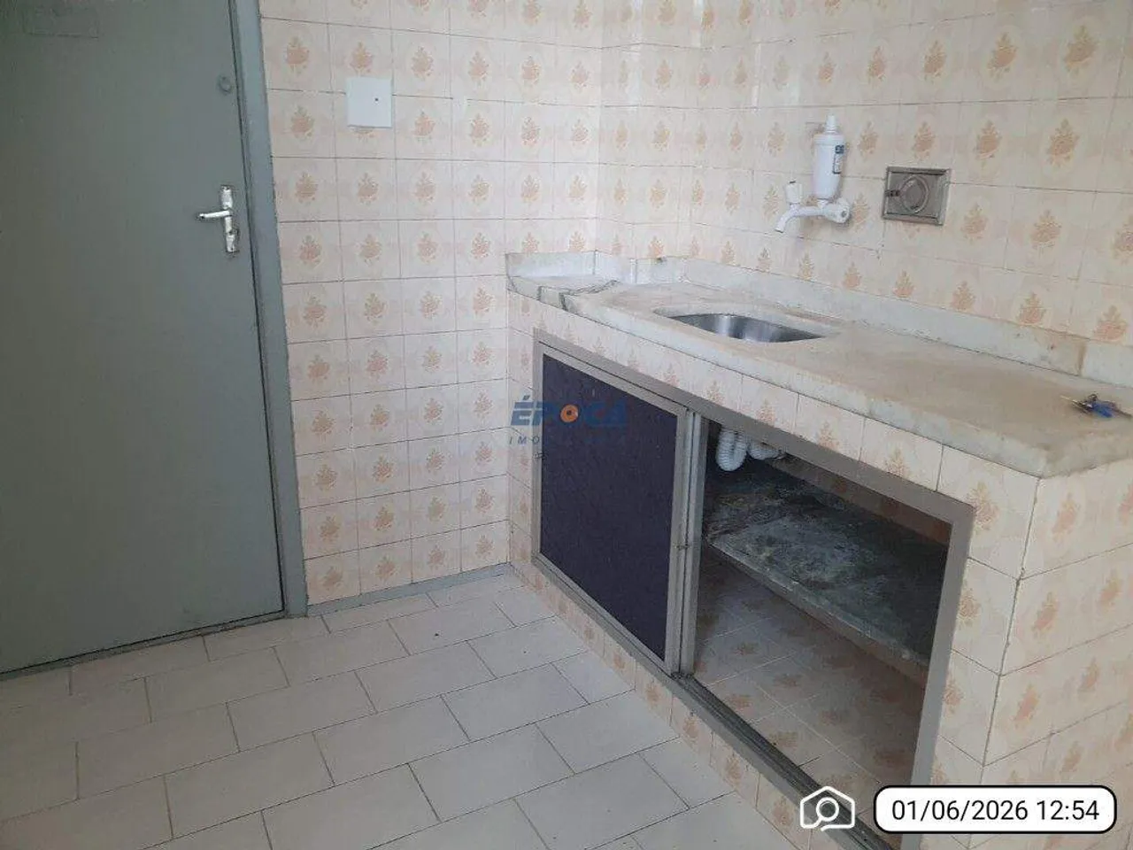 Apartamento com 2 quartos e cozinha fechada a gás — photo 4