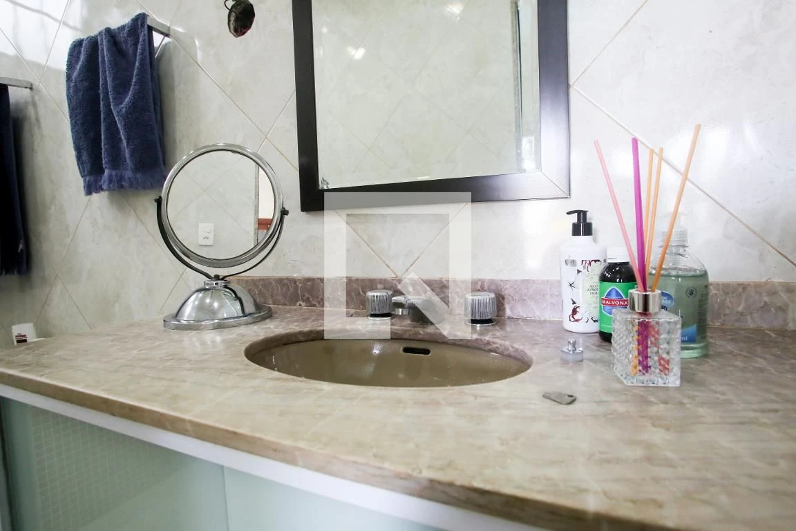 5-bedroom house with a bathtub in Rio de Janeiro — photo 70