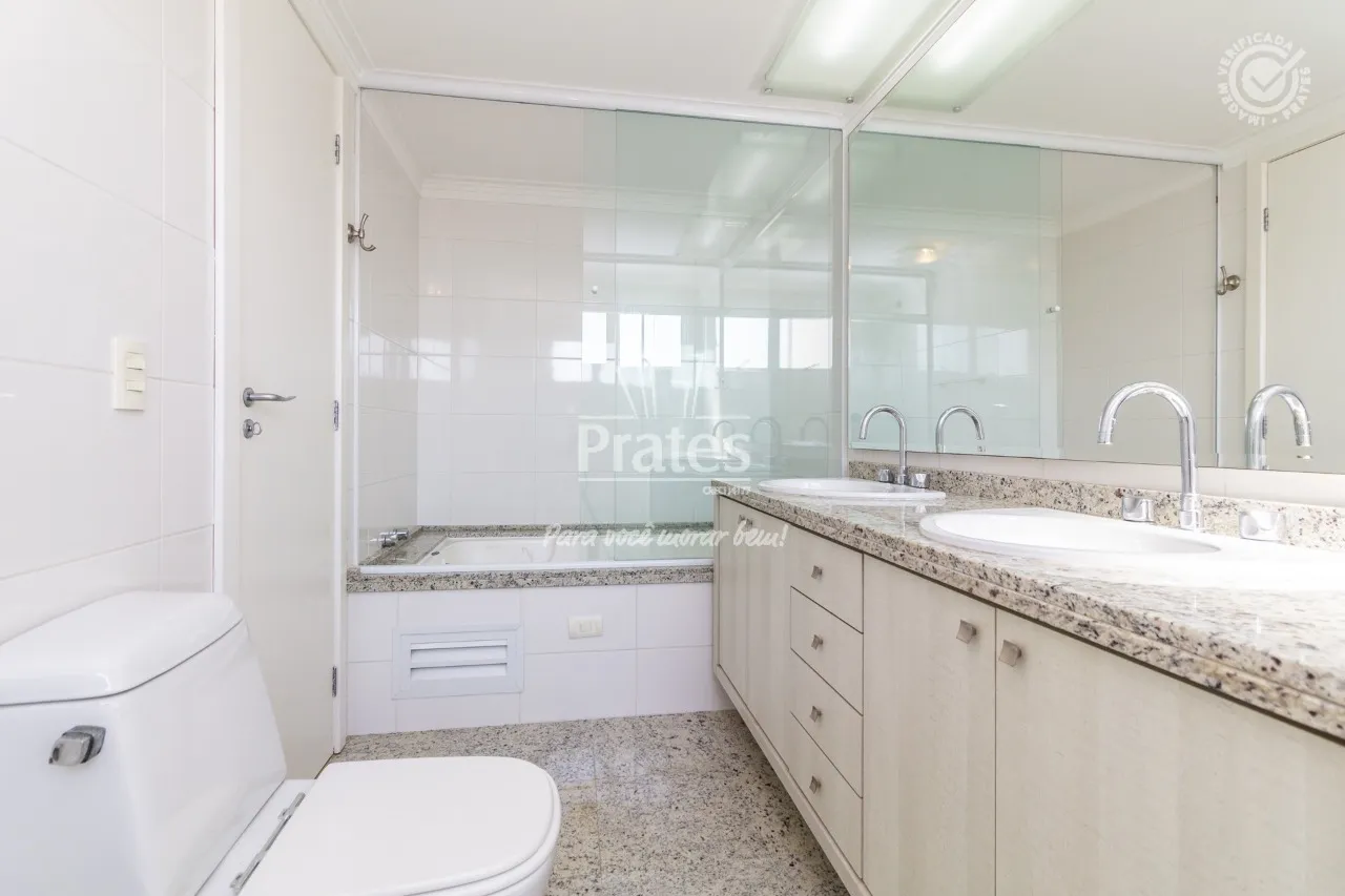 391 m² apartment with 4 en-suite bedrooms and 3 spots — photo 27