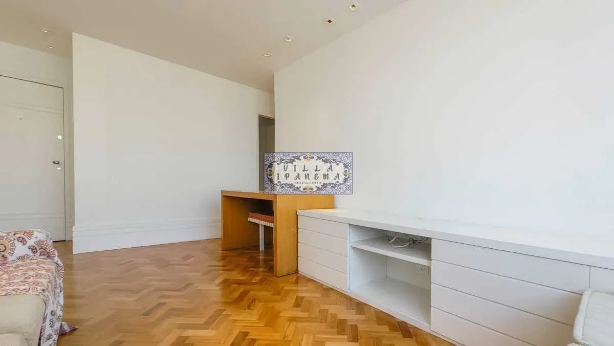 Apartment on the 9th floor with a washing machine — photo 6