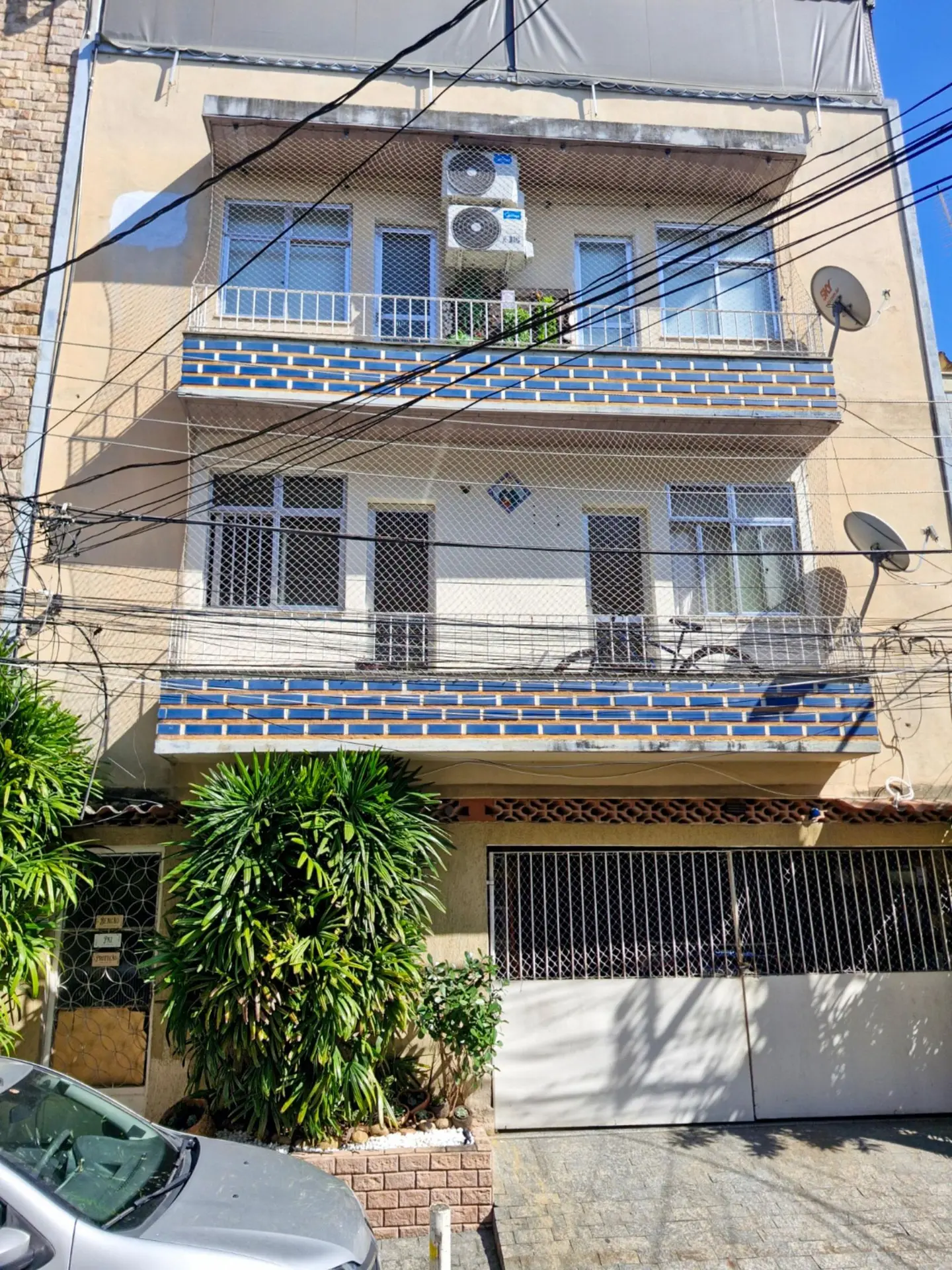 House with 2 bedrooms and an electric shower — photo 3