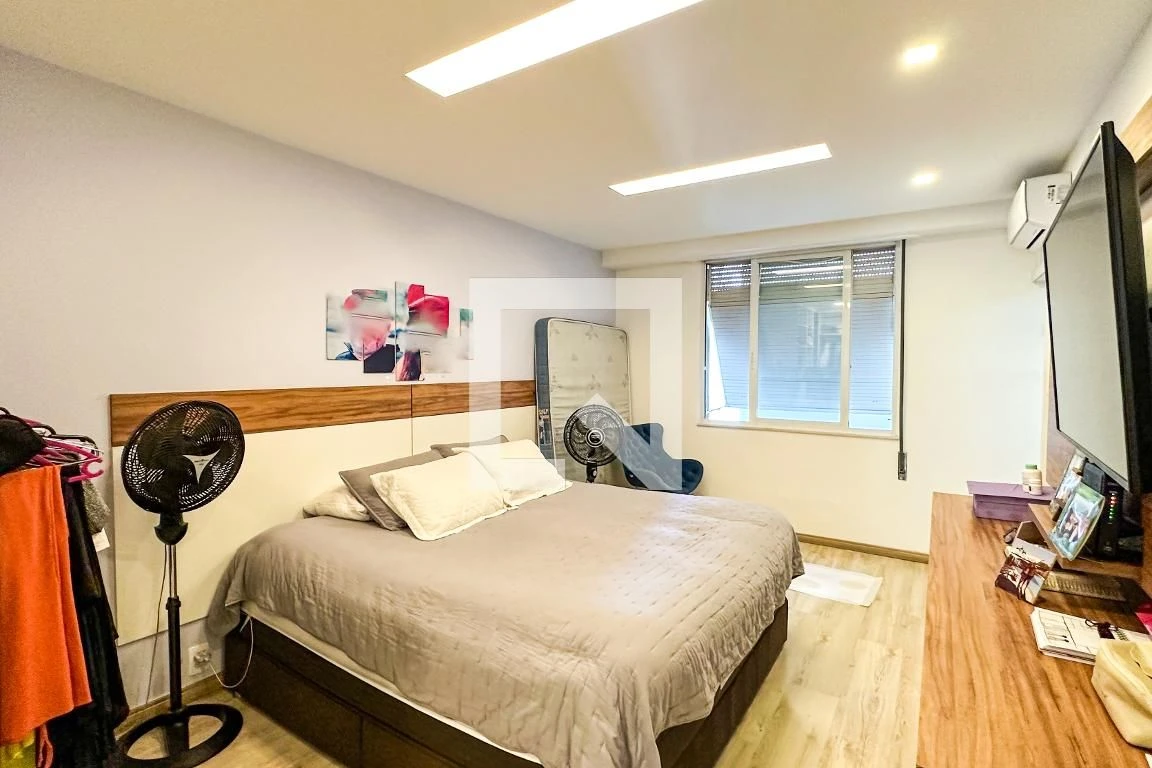 Furnished apartment, 144 m², with a walk-in closet — photo 22