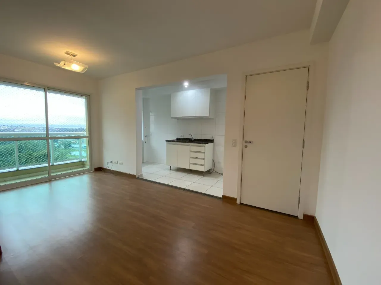 2-bedroom apartment with a balcony and 54 m²