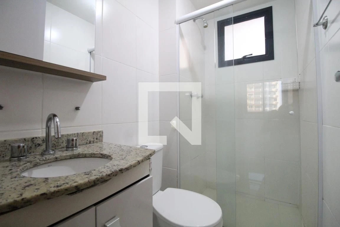 Apartamento sem mobília com varanda e 3 quartos — photo 44
