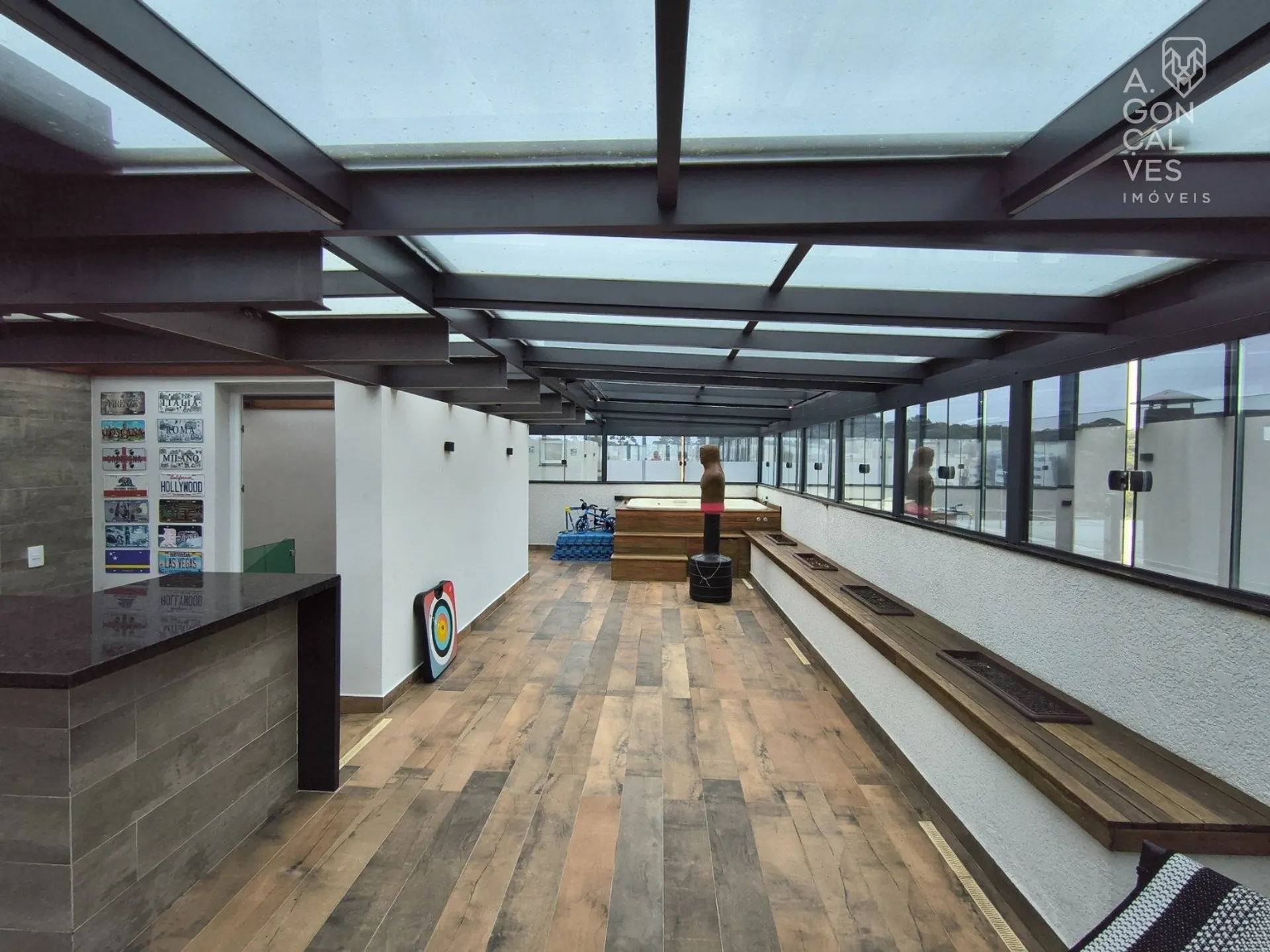 Casa com 3 suítes e 350 m², terraço e jardim — photo 31