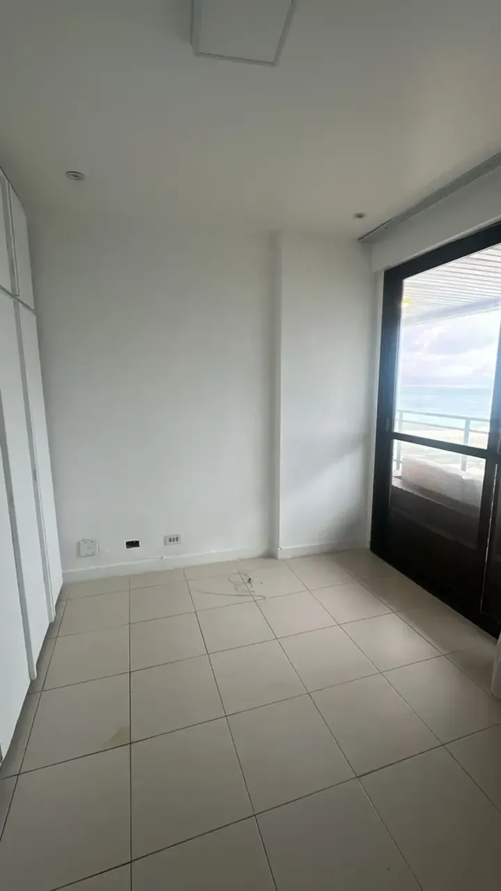 Furnished 2-bedroom apartment with 2 bathrooms — photo 8